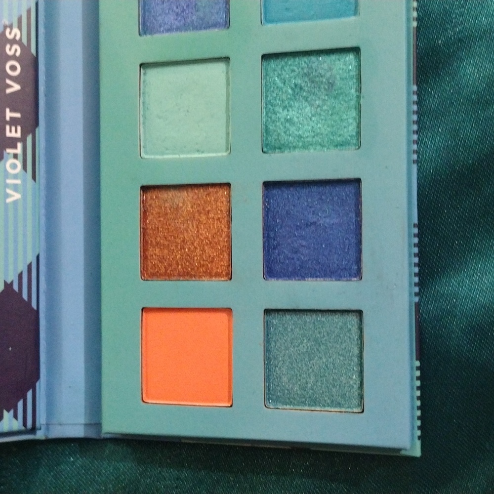 Forget me not eyeshadow palette - Picture 3 of 5
